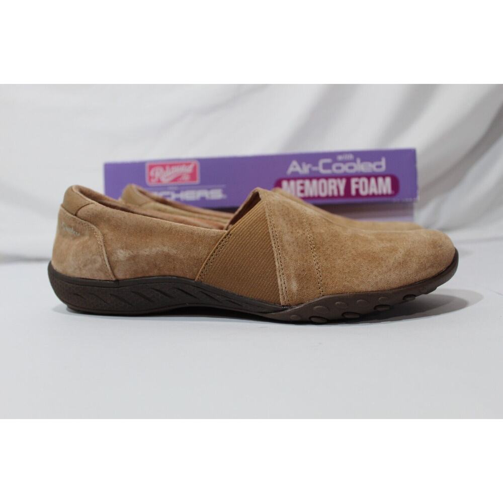 Sketchers Air-Cooled Memory Foam Relaxed Fit Tan US:9.5 #100377 New in Box